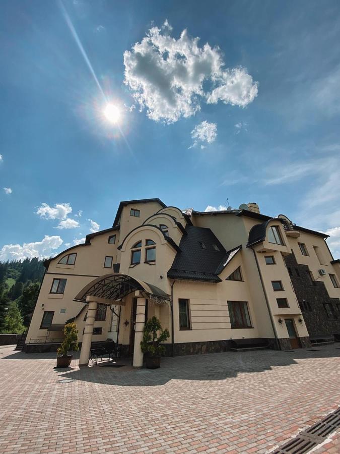 Gerdan Hotel Yaremche Eksteriør billede