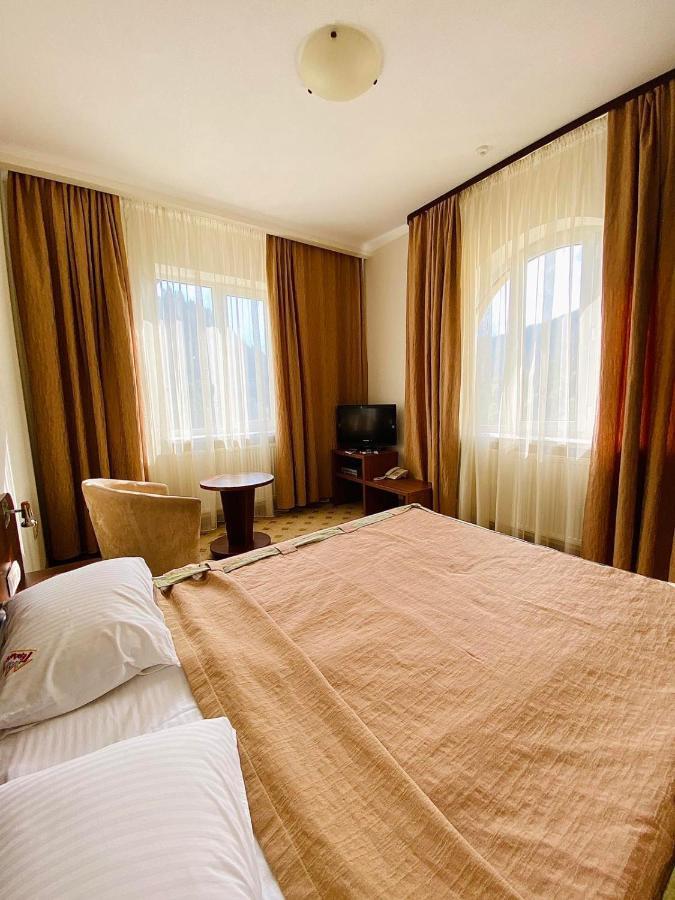 Gerdan Hotel Yaremche Eksteriør billede