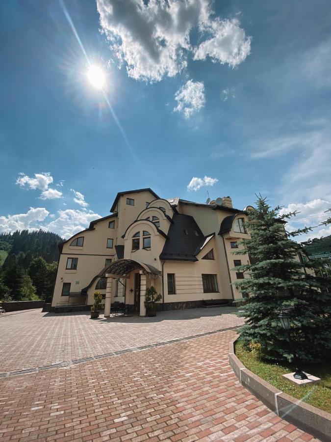 Gerdan Hotel Yaremche Eksteriør billede