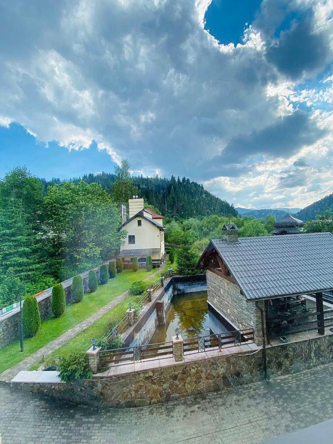 Gerdan Hotel Yaremche Eksteriør billede