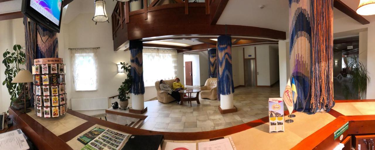 Gerdan Hotel Yaremche Eksteriør billede