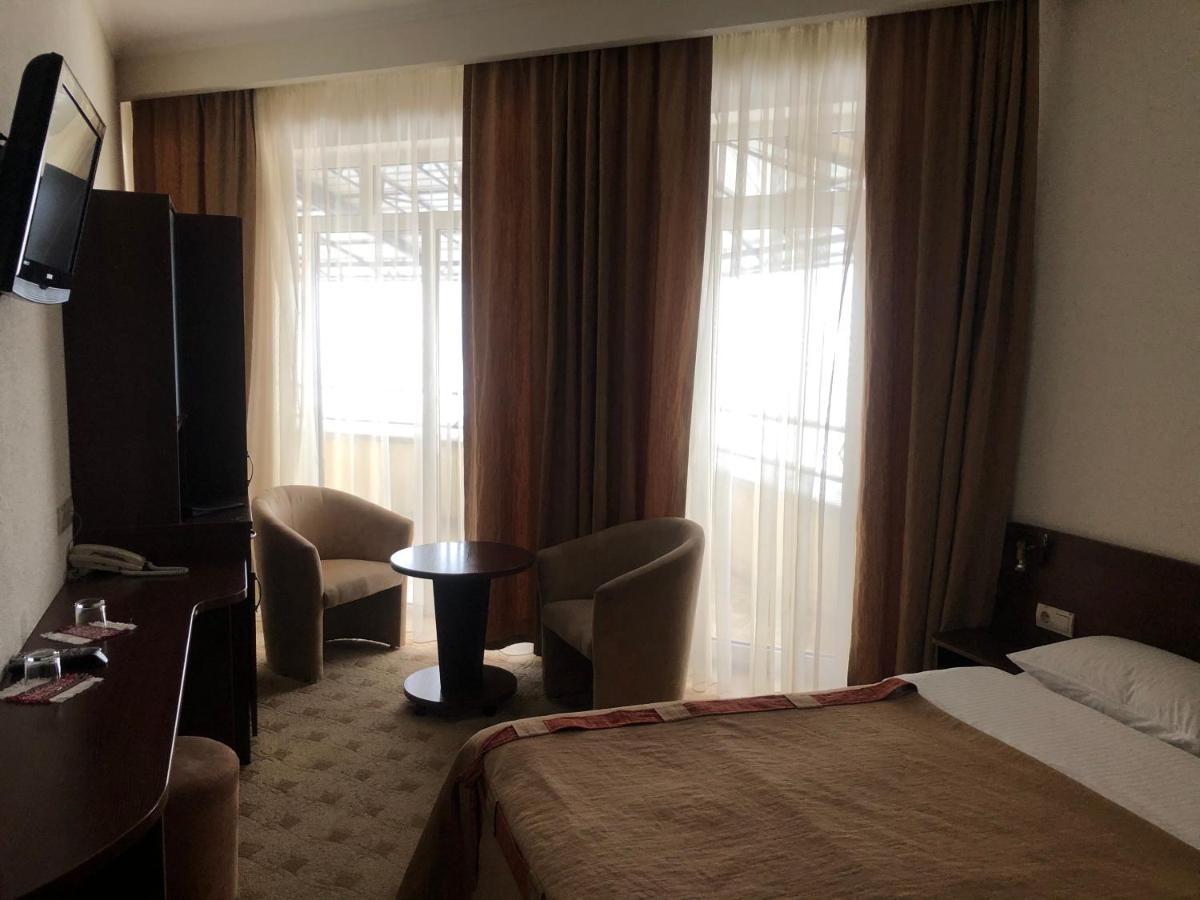 Gerdan Hotel Yaremche Eksteriør billede