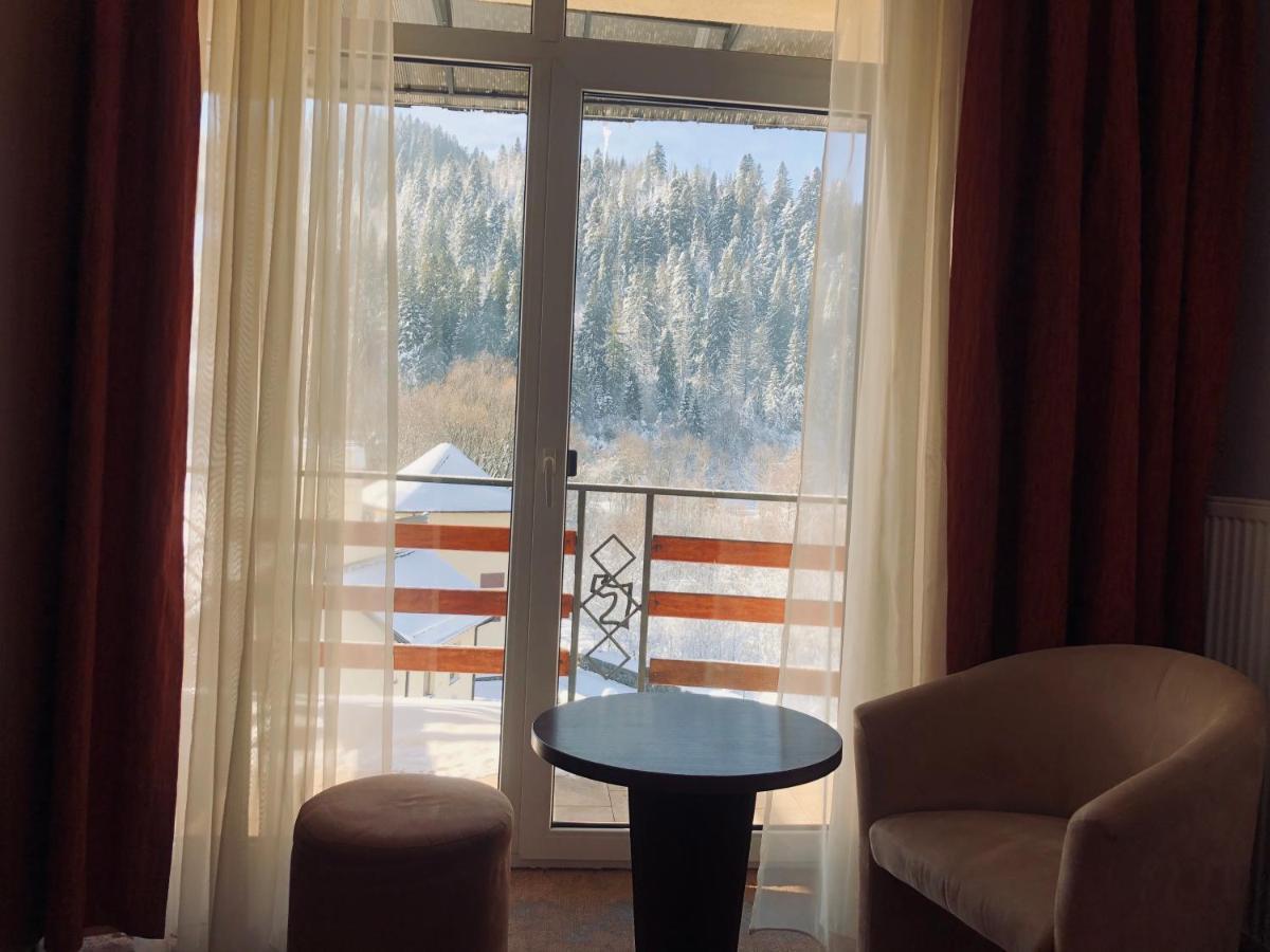 Gerdan Hotel Yaremche Eksteriør billede